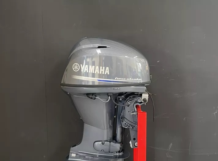 Yamaha 40 HP EFI – New