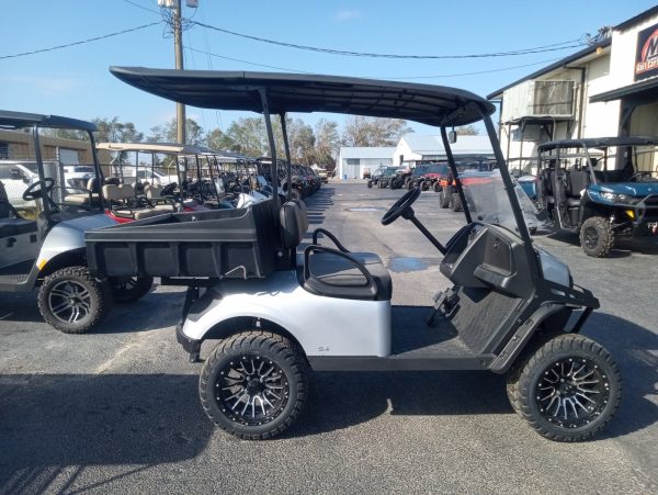 New 2024 E-Z-GO Express S4 Gas For Sale